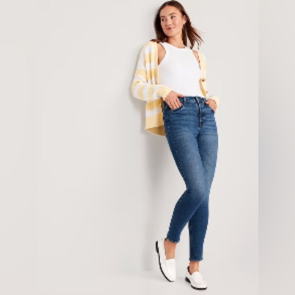 Old Navy High Rise Rockstar Skinny Jeans